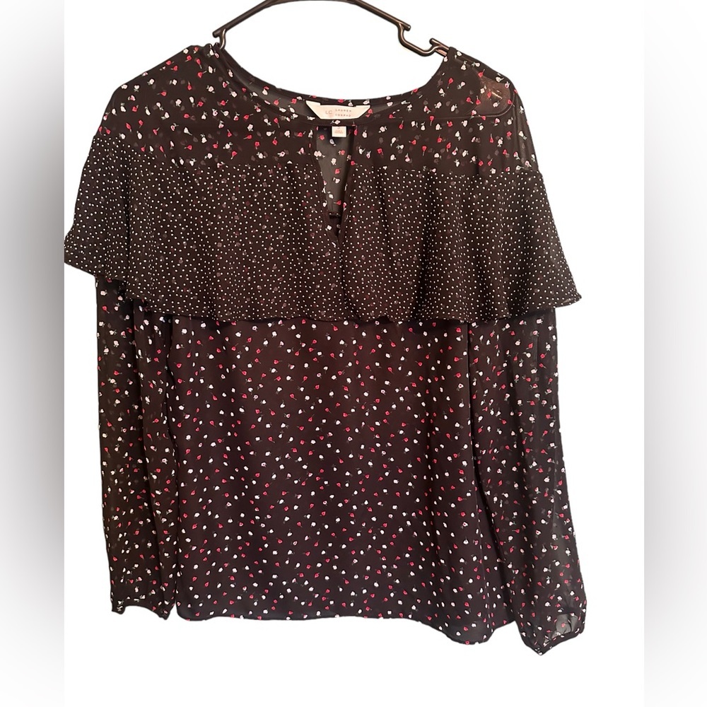 Lauren Conrad LC size small blouse hearts and ruffles